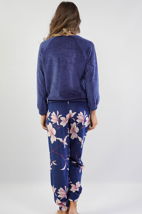 BAYAN LYC KADIFE O YAKA REGLAN UZUN KOL BELI KOLUCU PACASI BUZGULU CEPLI PIJAMA TAKIM